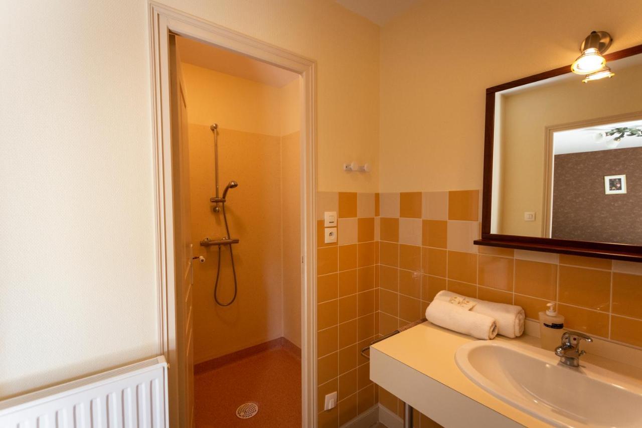 La Haye Gites Et Chambre D'Hotes 阿夫里耶 外观 照片